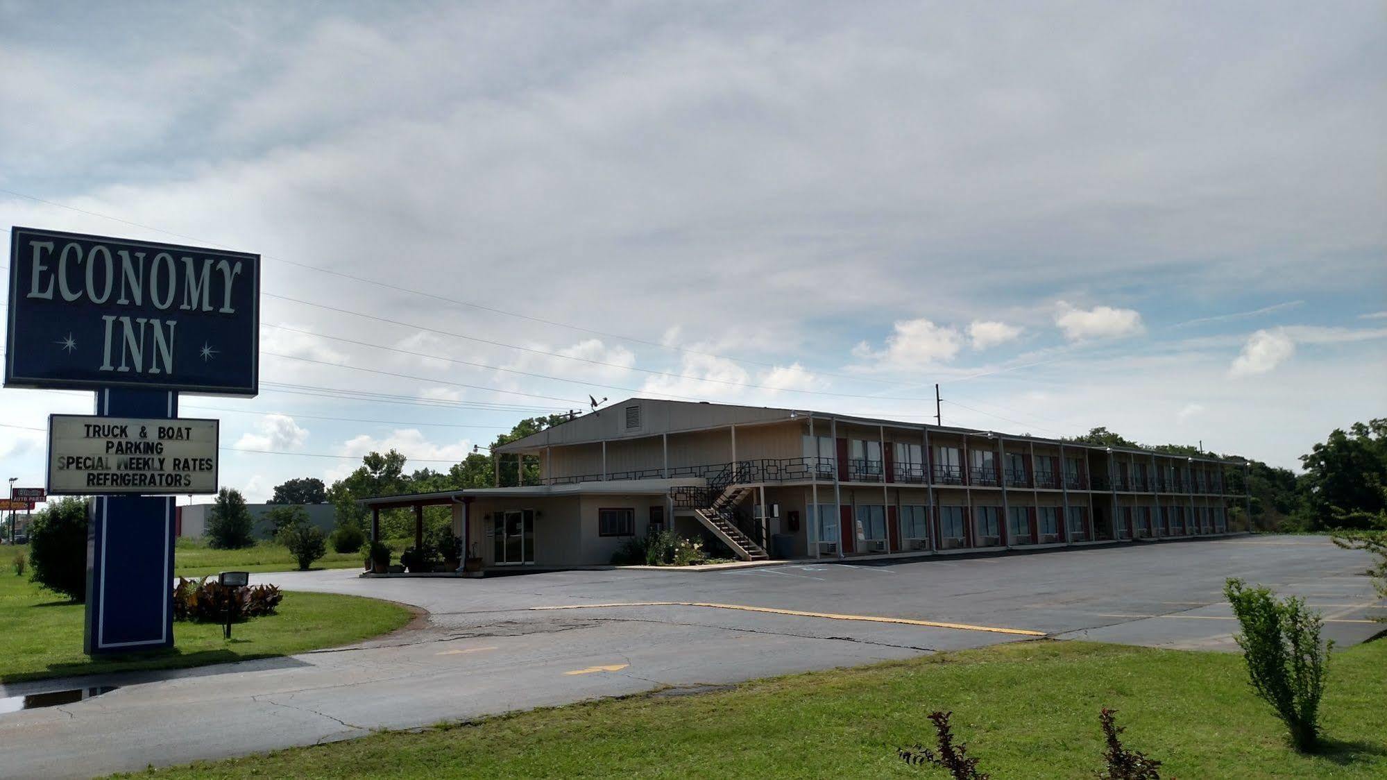 Economy Inn Rogersville Eksteriør billede